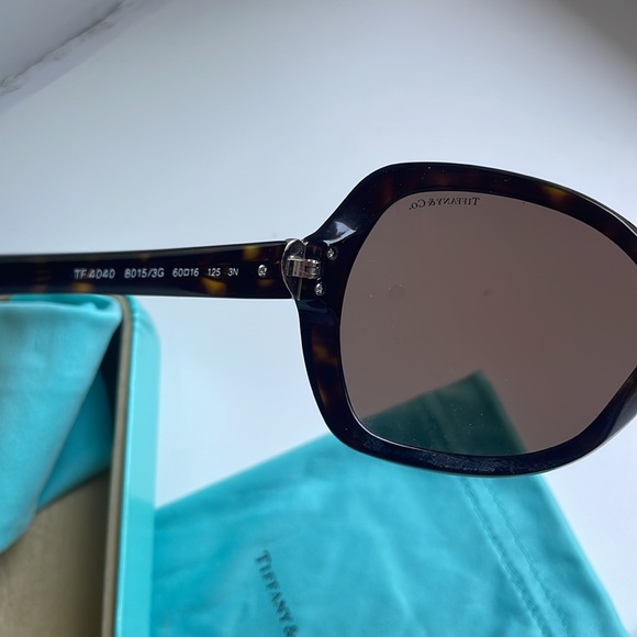 Authentic Tiffany sunglasses - Picture 3 of 5